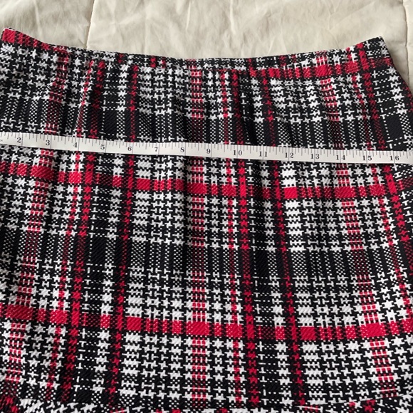 Bobeau Plaid Flared Pencil Skirt - Picture 3 of 10